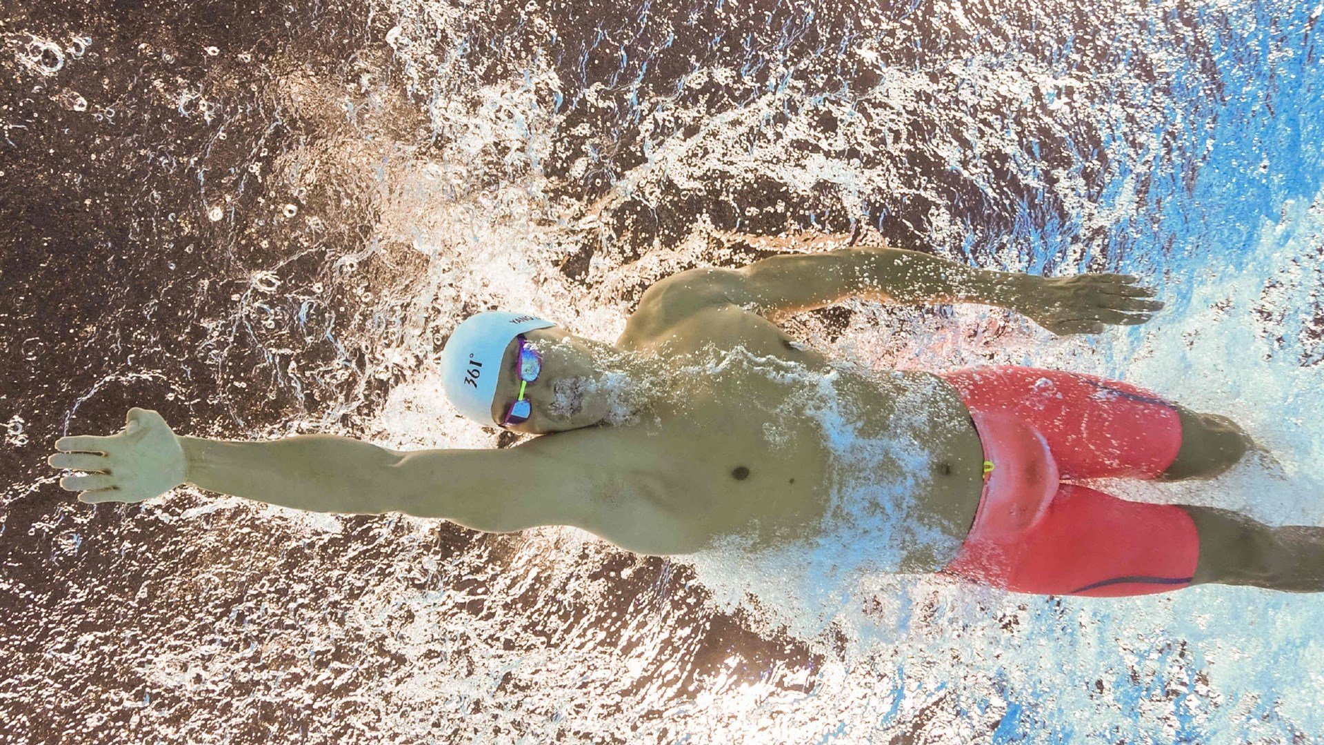 开云电竞平台-特色乡村骑马摘果比赛，运动与传统农事结合，骑马采茶手法是什么